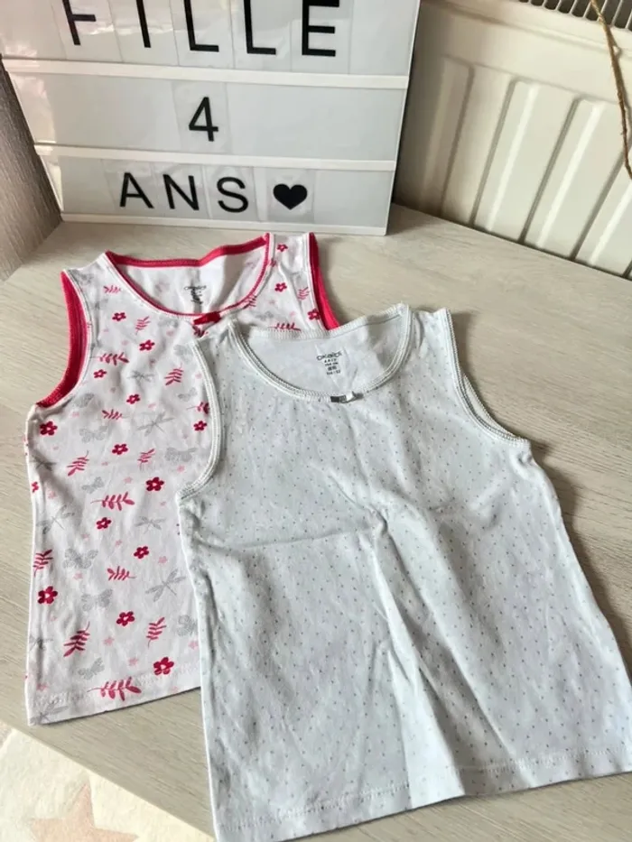 2 chemisettes Okaïdi 4 ans