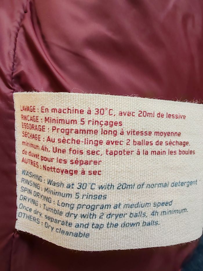 Avis aux connaisseurs..Doudoune Pyrenex - photo numéro 3
