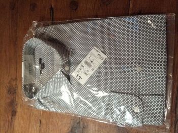 Chemise manches longues neuve