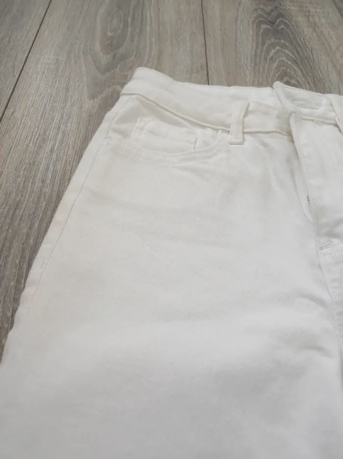 Jean skinny blanc NEUF - photo numéro 3