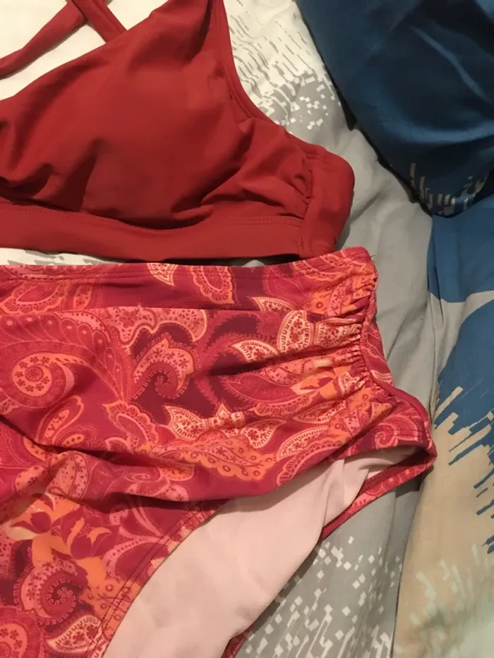 Maillot de bain deux pièces - photo numéro 2