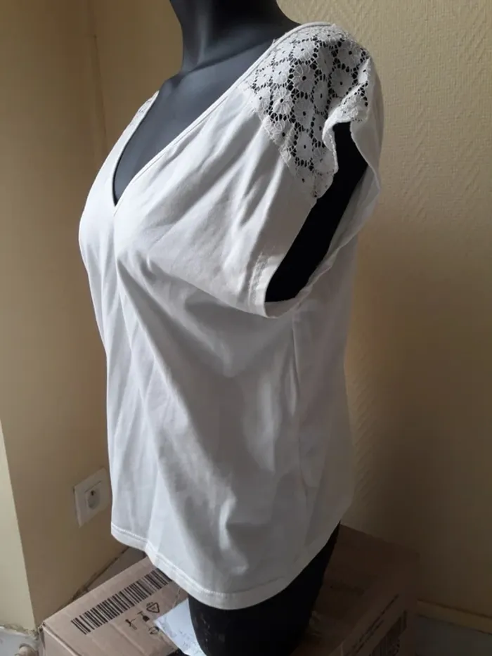 Débardeur blanc / dos en dentelle taille 38 / Shein - photo numéro 5