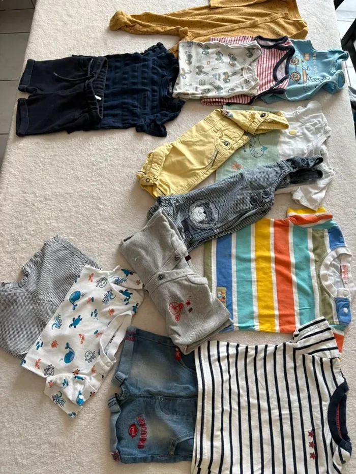 Lot vêtements bébé ETE garçon – Taille 6 mois – Marques variées - photo numéro 6