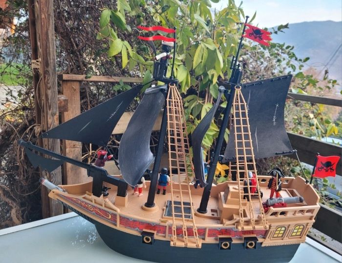 Superbe Playmobil Bateau pirates des ténèbres playmobil 6678 💀 +accessoires +perso - photo numéro 10