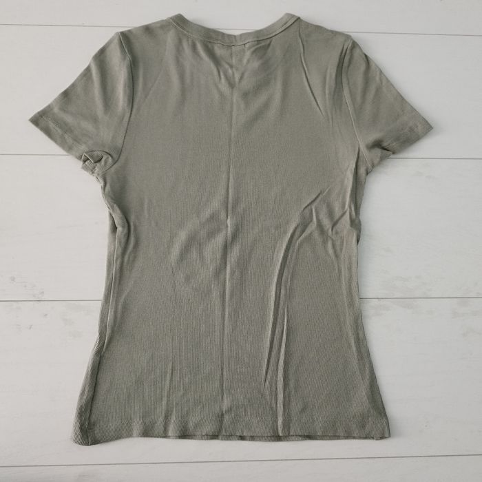 Tee shirt kaki uni côtelé - photo numéro 4