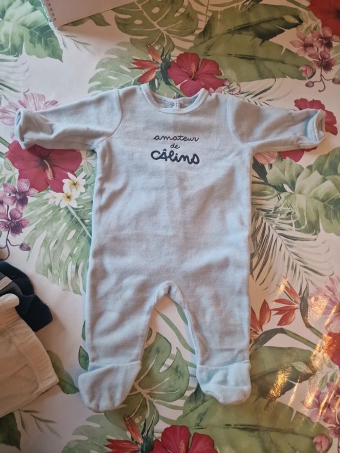 Pyjama - photo numéro 2