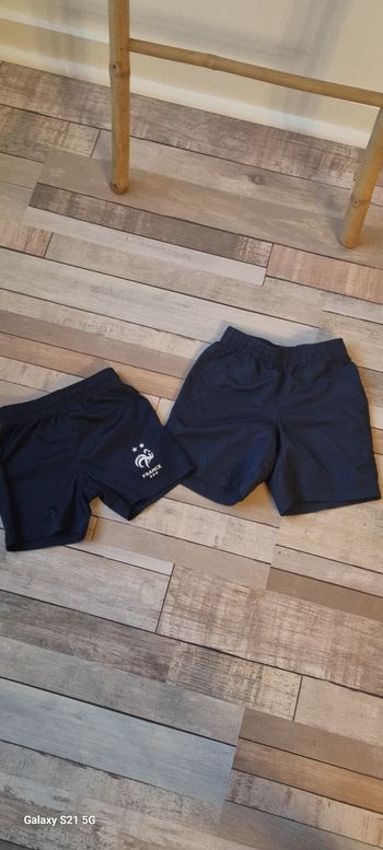 Lot 2 shorts 6 ans 