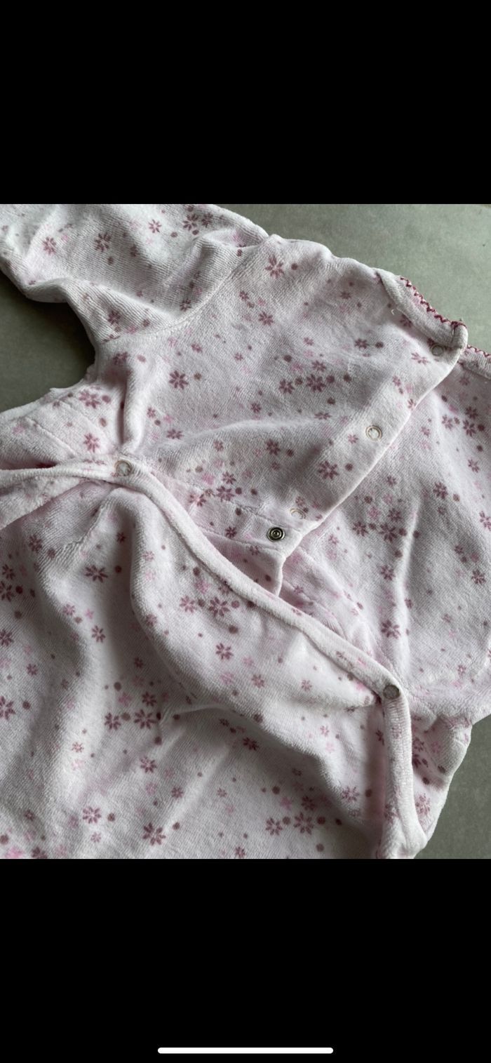 Pyjama fille à fleurs 3 mois - photo numéro 10
