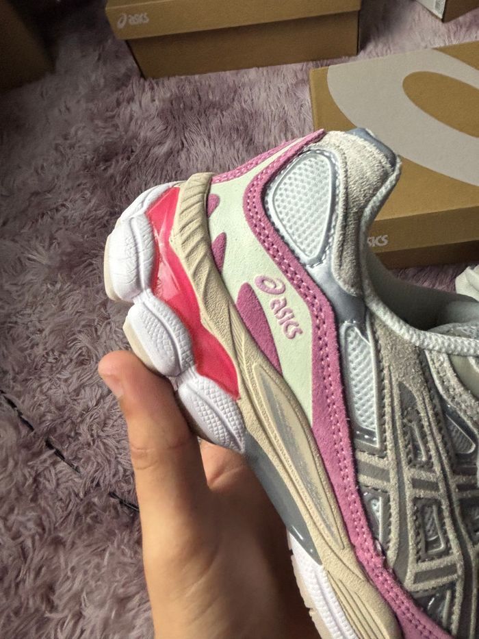 Asics gel NYC Pink cream minéral beige rose neuve taille 39 - photo numéro 3