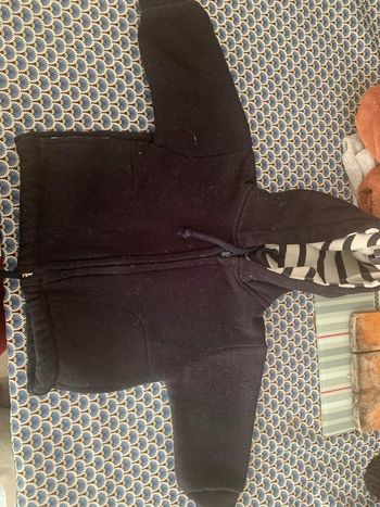 Lot de 4pieces tailles 6mois