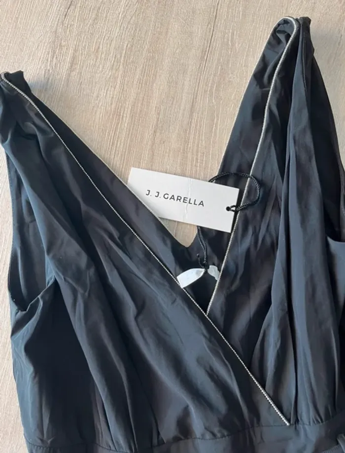 Robe noire neuve femme JJ Garella - photo numéro 3