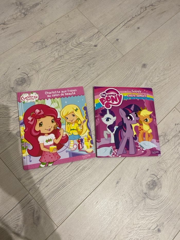 MyLittlePony, soirée entre amis et Charlotte aux fraises au salon de beauté