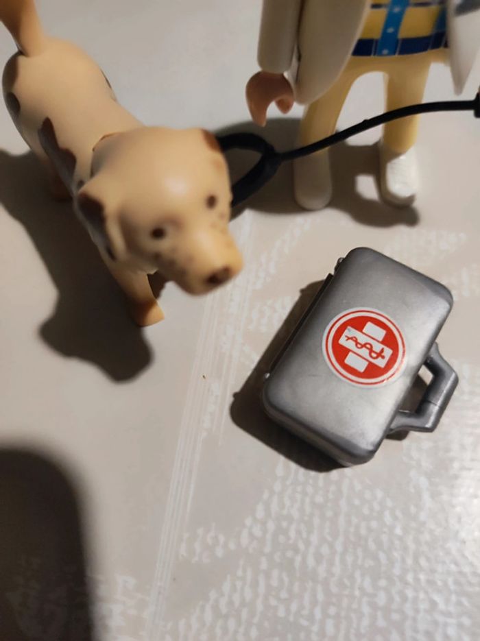 Playmobil vétérinaire - photo numéro 2