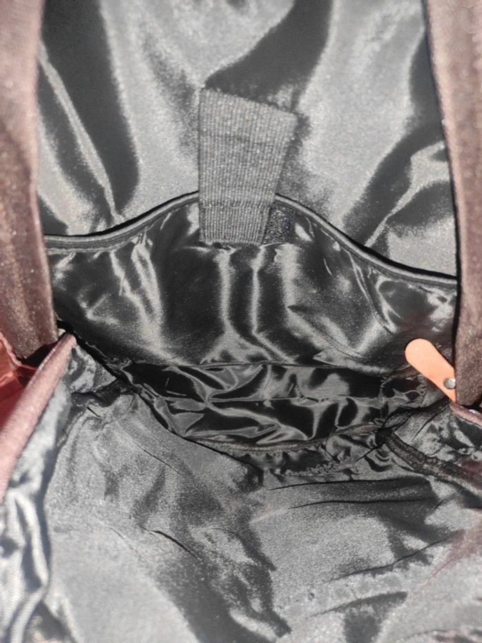 Sac à dos très pratique beaucoup de rangement - photo numéro 4