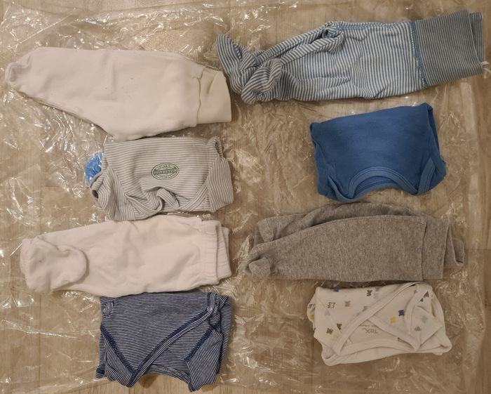 Lots de vêtements d'un mois - photo numéro 3