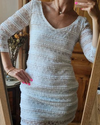 Robe Jennyfer doublée dentelle taille 36