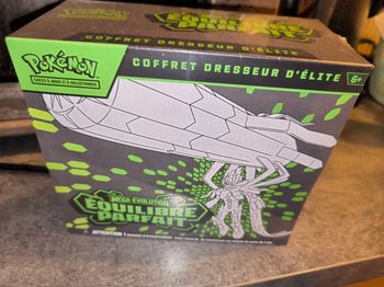 Coffret Pokémon ETB méga évolution équilibre parfait neuf sous blister AB me3 me 3
