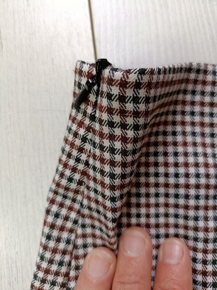 Jupe a carreaux - photo numéro 2