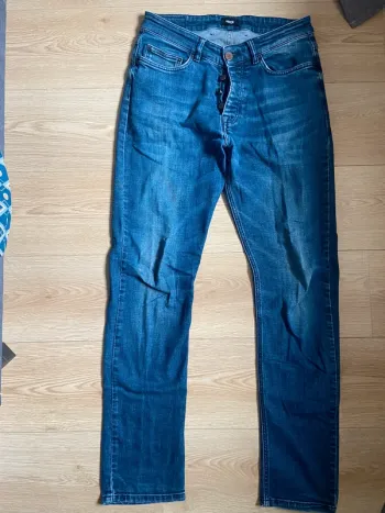 Jean 40