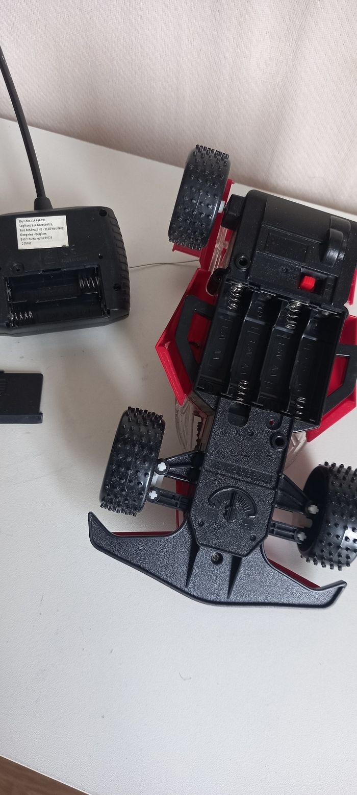 Voiture télécommandée - photo numéro 5