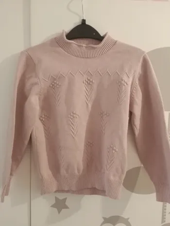Pull rose clair