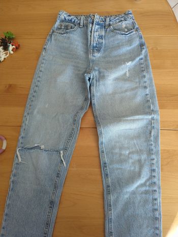 Jean stradivarius troué 36