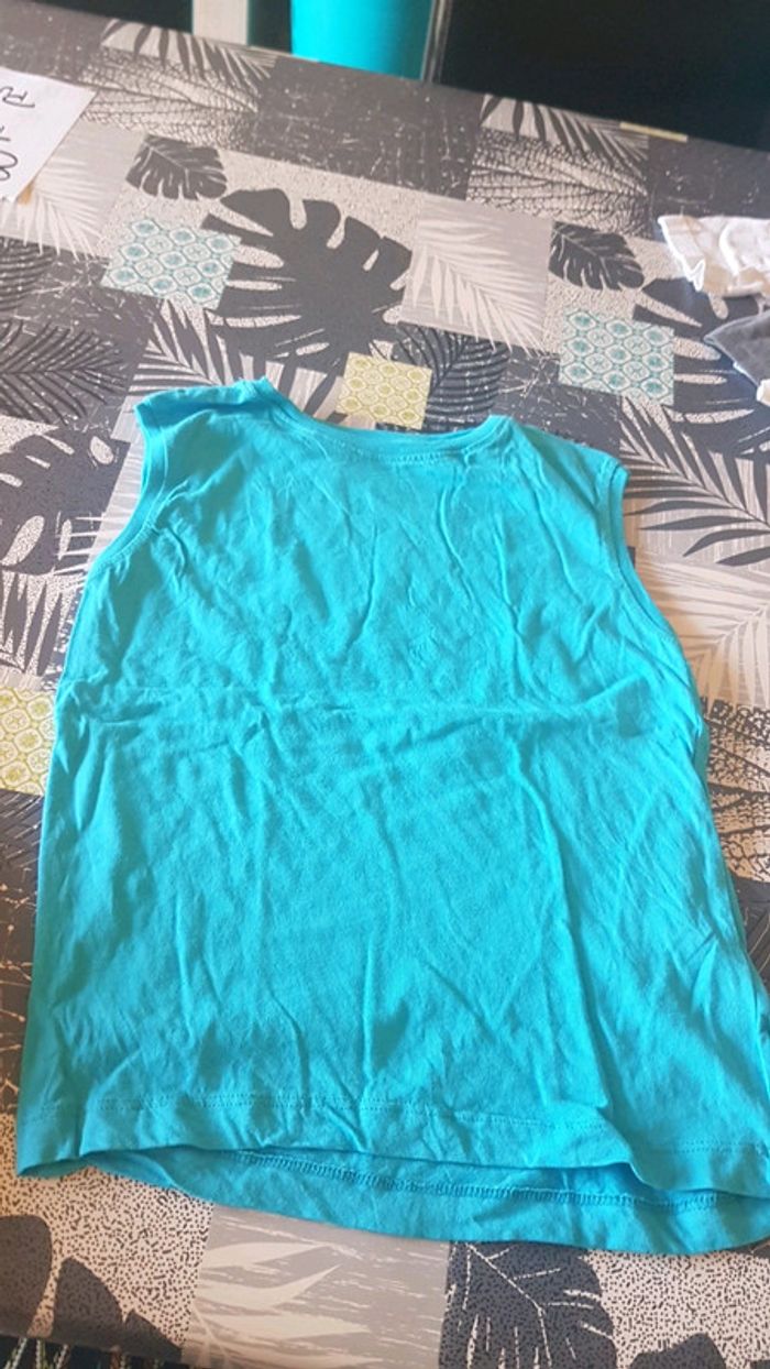 Tee-shirt sans manches