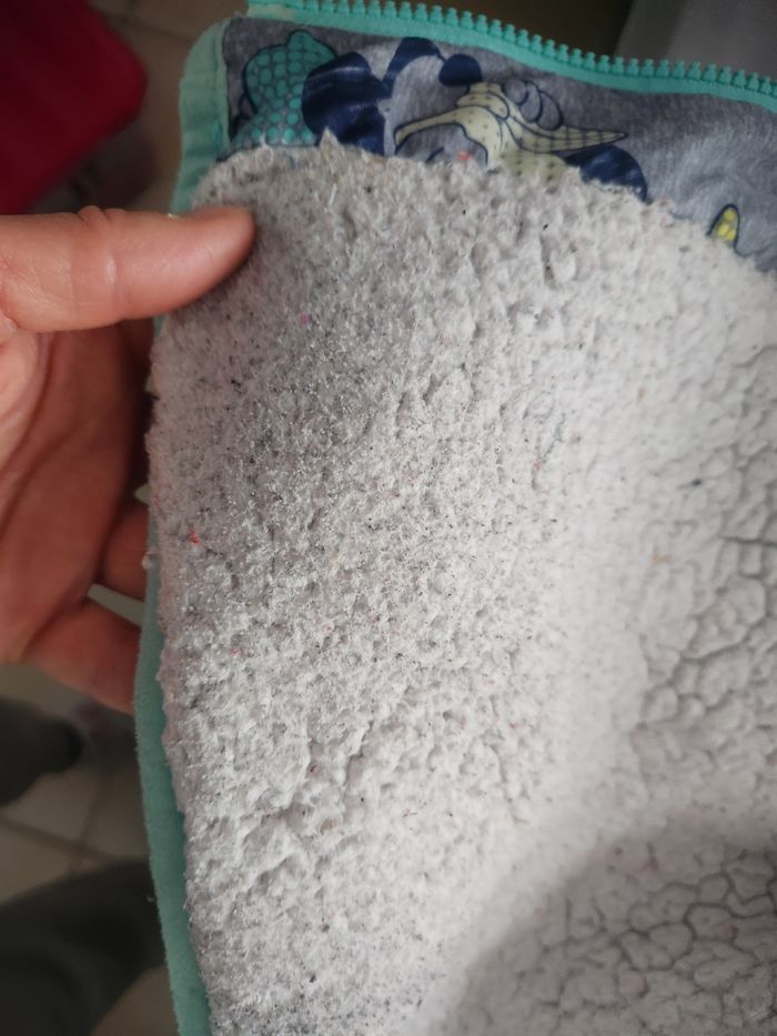 Blouson Gap Disney taille 7 ans - photo numéro 5