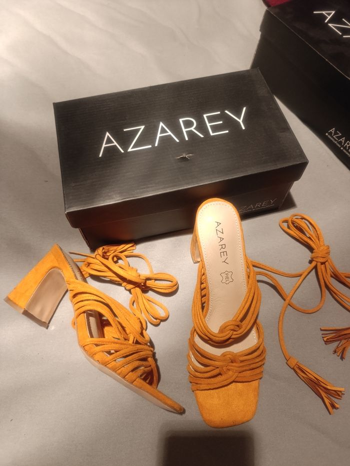 Sandales talon azarey neuve - photo numéro 2