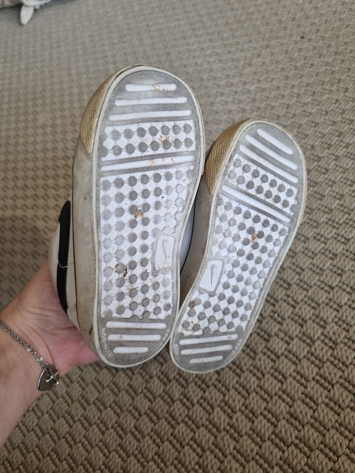 Baskets nike - photo numéro 5