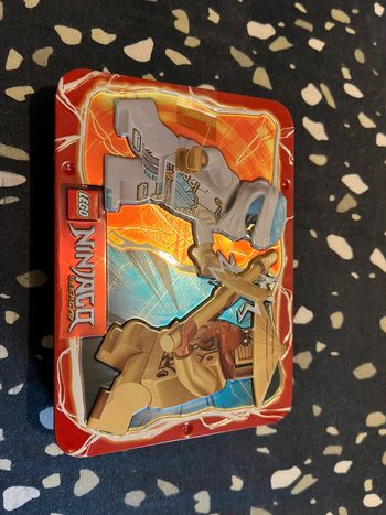 Boite métal neuve Ninjago
