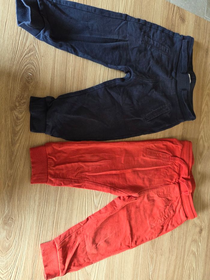 LOT 2 jogging Gemo 24 mois - légers - rouge et bleu marine