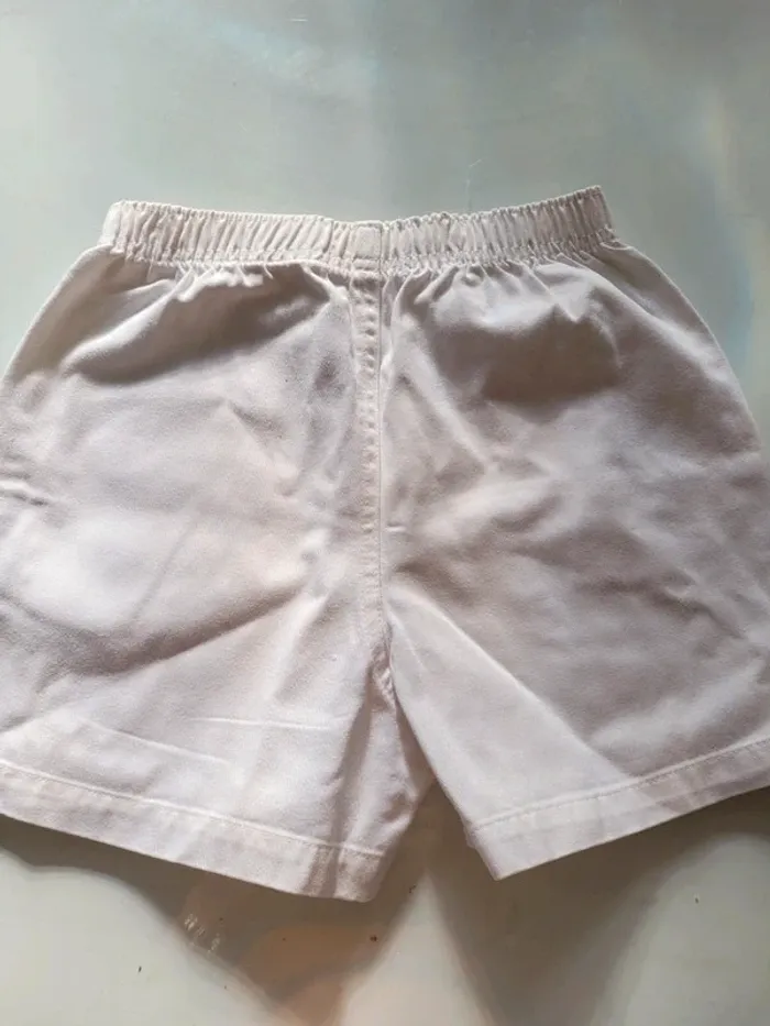 Short "la compagnie des petits" 5 ans - photo numéro 3