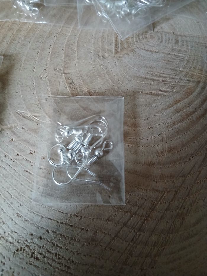 Lot de 144 crochets à boucles d’oreille argenté - photo numéro 2