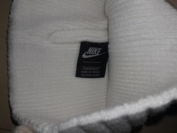 Lot  2 bonnet - photo numéro 2