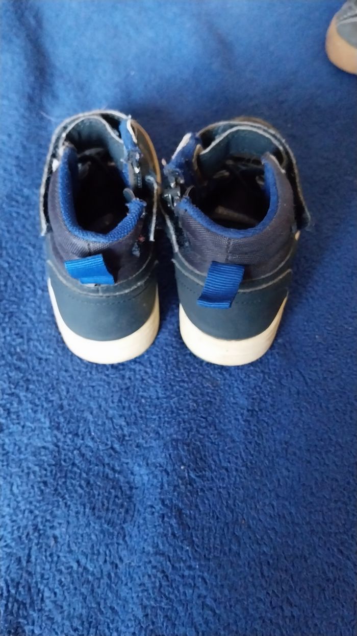 4 paires de chaussures garçon en 26 - photo numéro 4