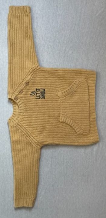 Pull en maille avec poche kangourou 24m 2a