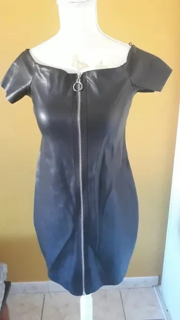 Robe Zara taille 36 en très bon état