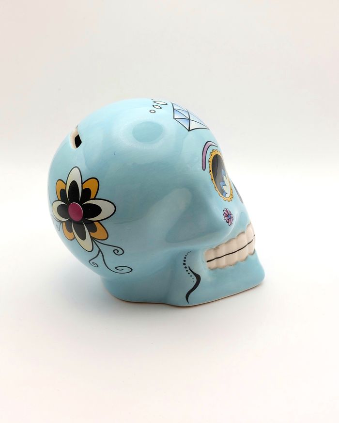Tirelire tête de mort céramique bleue Puckator style mexicain comme dans le film Coco hauteur 10 cm - photo numéro 4