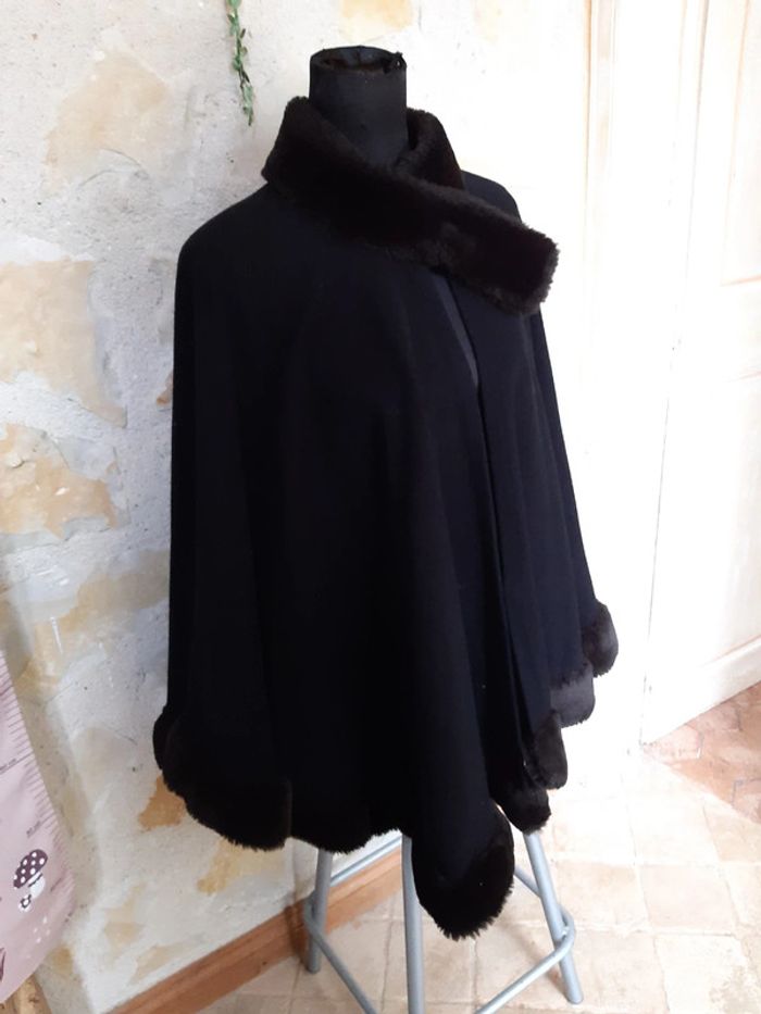Cape hiver chic vintage TU - photo numéro 2
