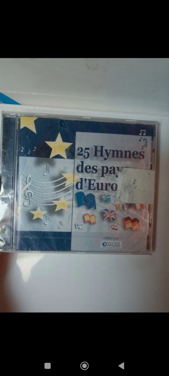 CD – 25 Hymnes des Pays d’Europe