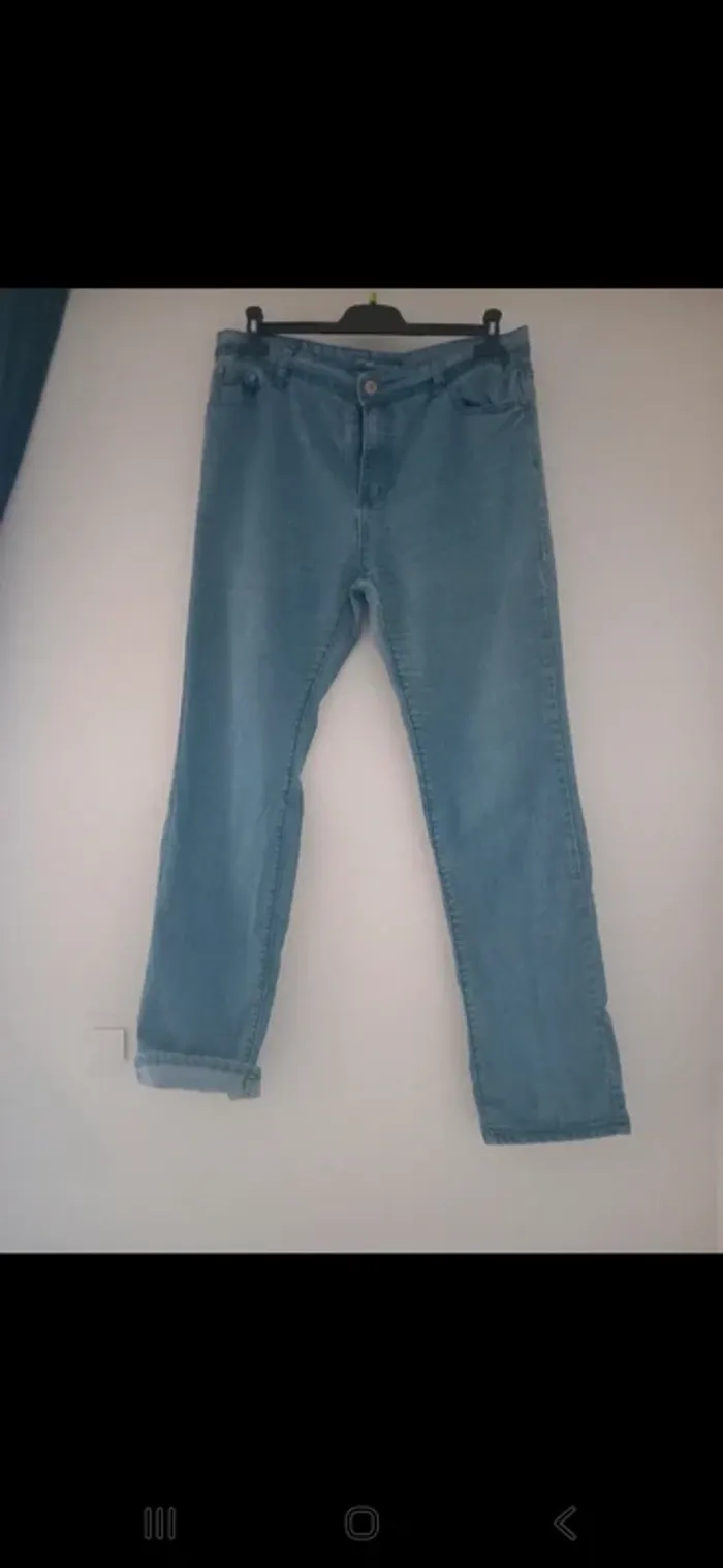 Jean bleu classique – Taille 46/48