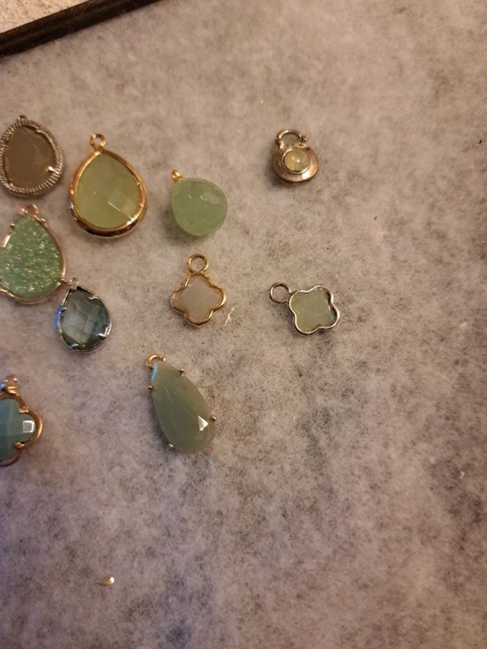 Lot de pendentif vert bleu doré et argenté - photo numéro 5