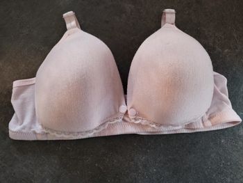 Soutien gorge allaitement rose