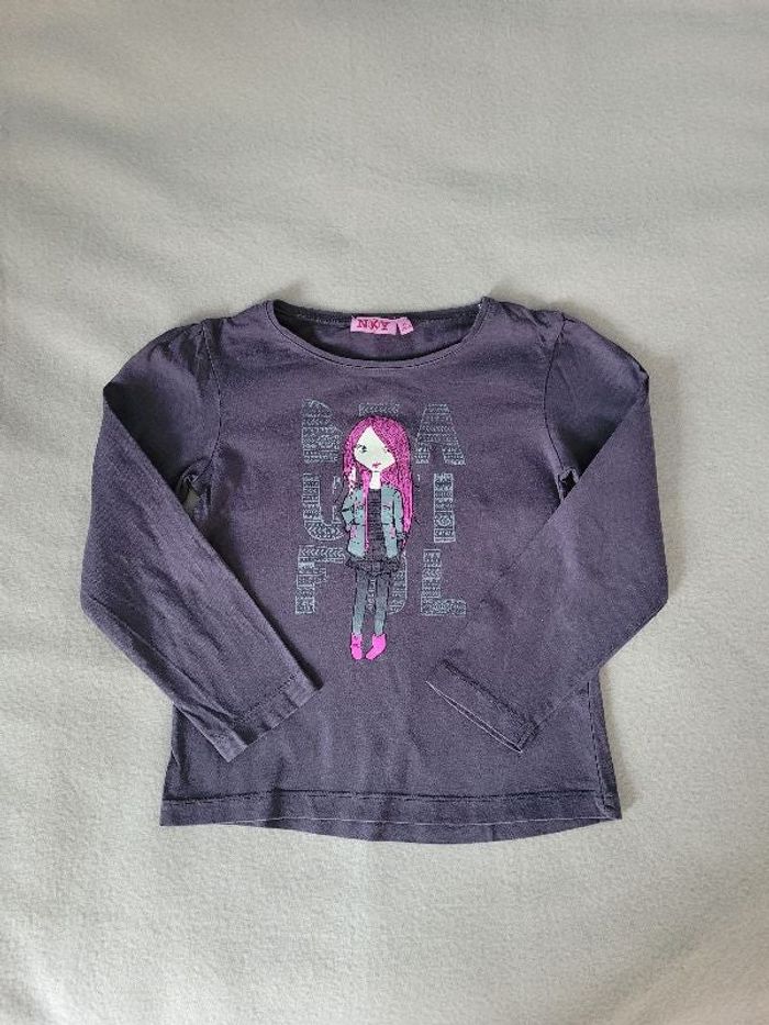 t-shirt manches longues 8 ans 128 cm NKY