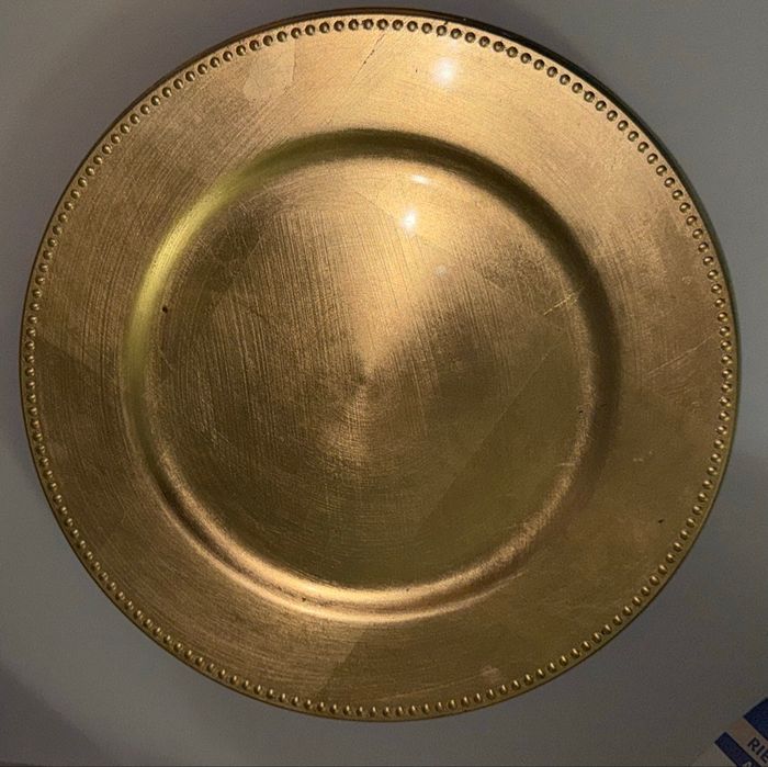 Sous-assiette dore et argente