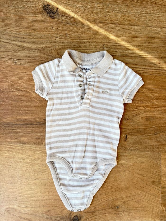 Bodies garçon avec col chemise beige et blanc
