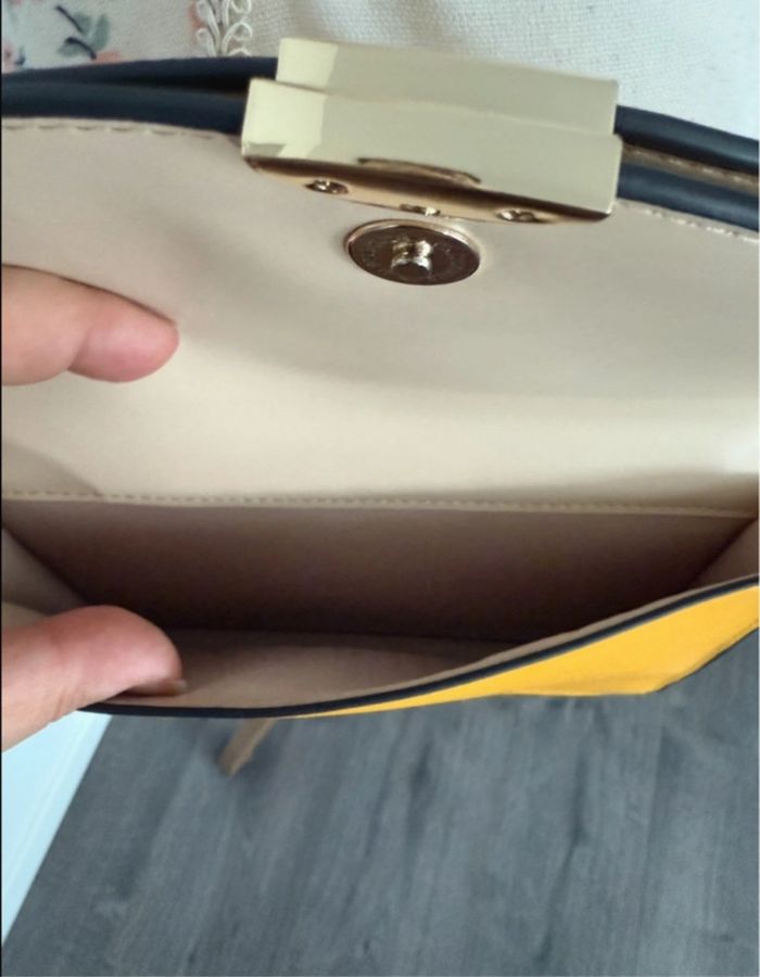 Sac à main bandoulière jaune H&M - photo numéro 7