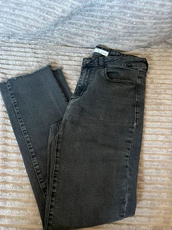 Jean noir Monoprix taille 38 – coupe droite, effet délavé