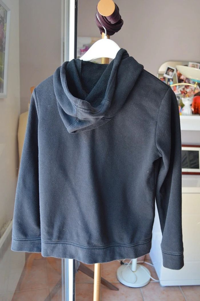 Veste à capuche Nike noir taille 9 ans - photo numéro 2